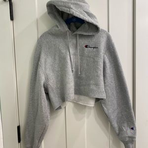 Reverse weave cropped cut-off hoodie